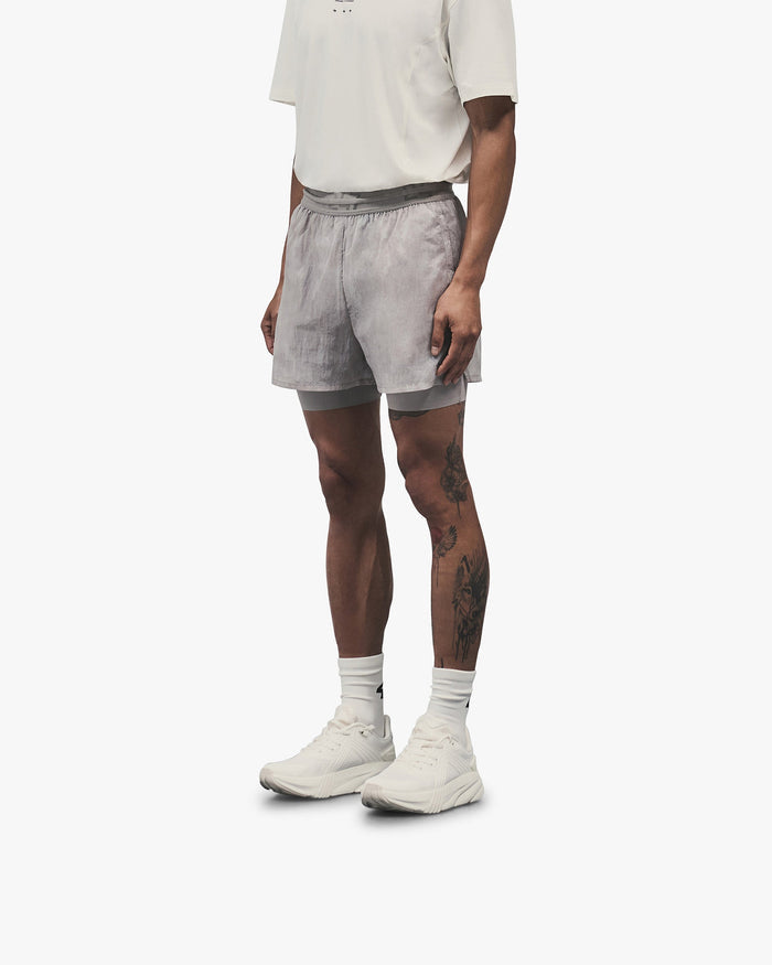 247_Trail_Shorts_-_Chalk_02.jpg