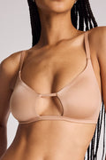 Glacé Cutout Bra in Buff