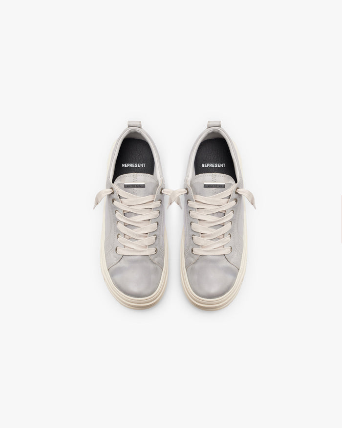HTN_Low_Distressed_-_Light_Grey_06.jpg