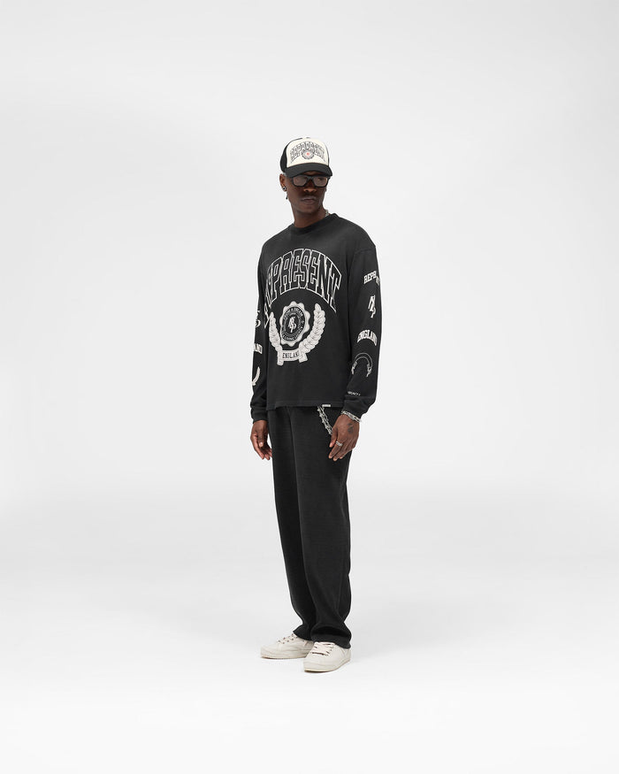 Legacy_Crest_Long_Sleeve_T-Shirt_-_Stained_Black_06.jpg