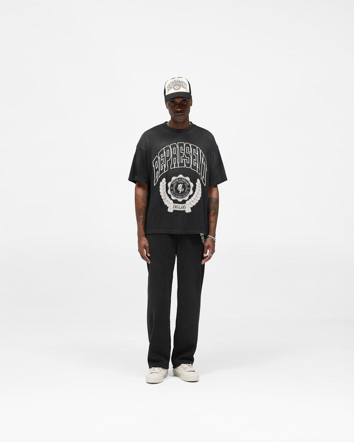 Legacy_Crest_T-Shirt_-_Stained_Black_08.jpg