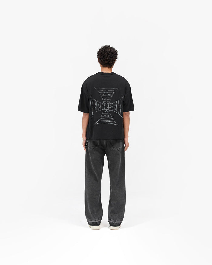 MH_T-Shirt_-_Jet_Black_08.jpg