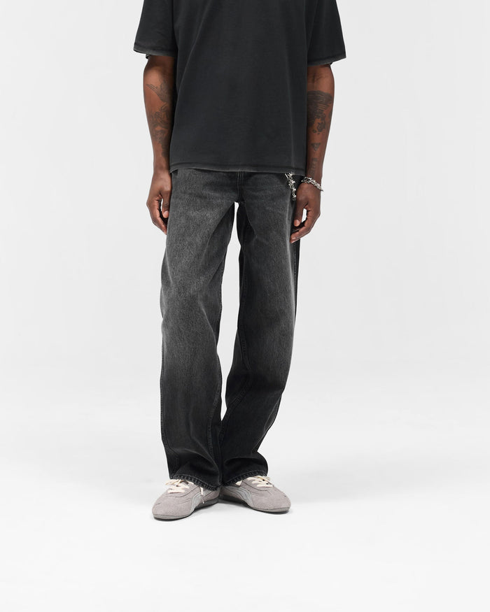 R3_Baggy_Denim_-_Aged_Black_03.jpg