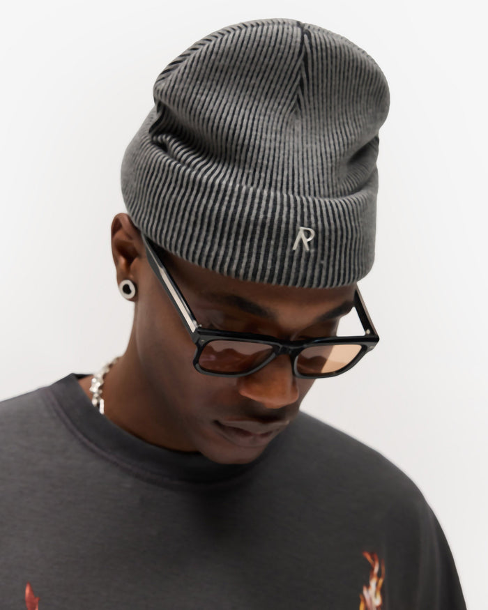 Rib_Knit_Beanie_-_Vintage_Grey_03.jpg
