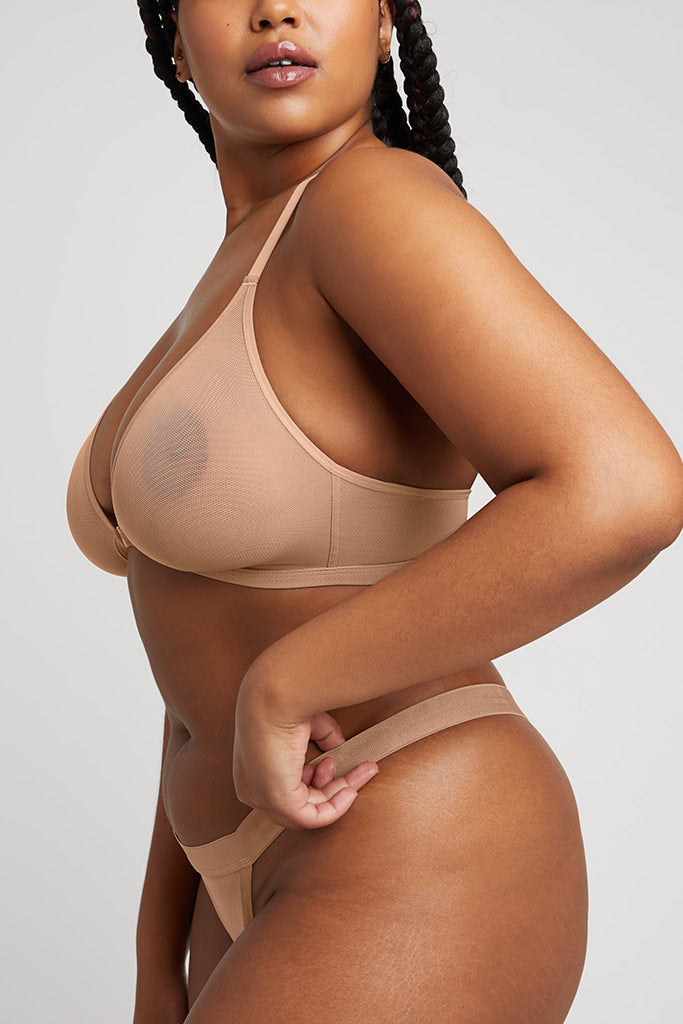 Buff racerback bra with smooth molded cups and adjustable straps
