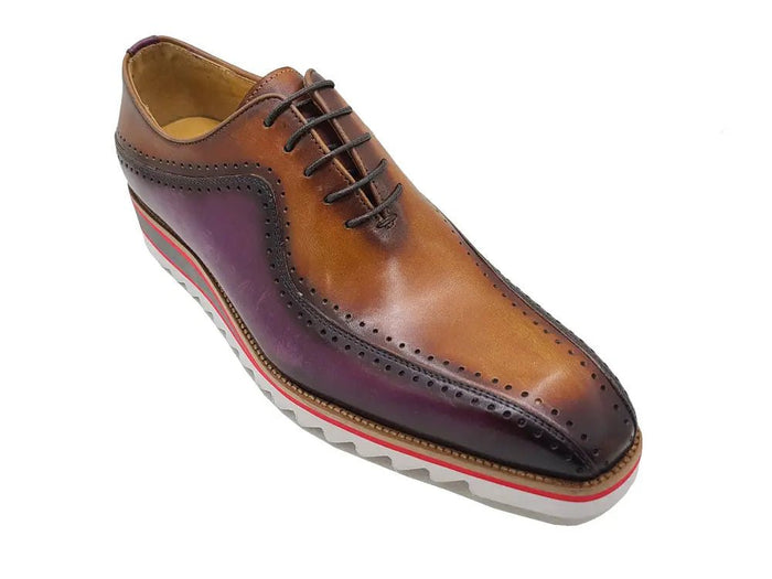 Stylish Two-Tone Brogue Oxford - Upscale Men's Fashion